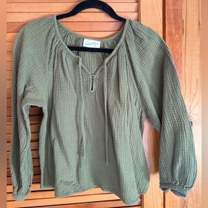 Universal Thread Sage Green Blouse